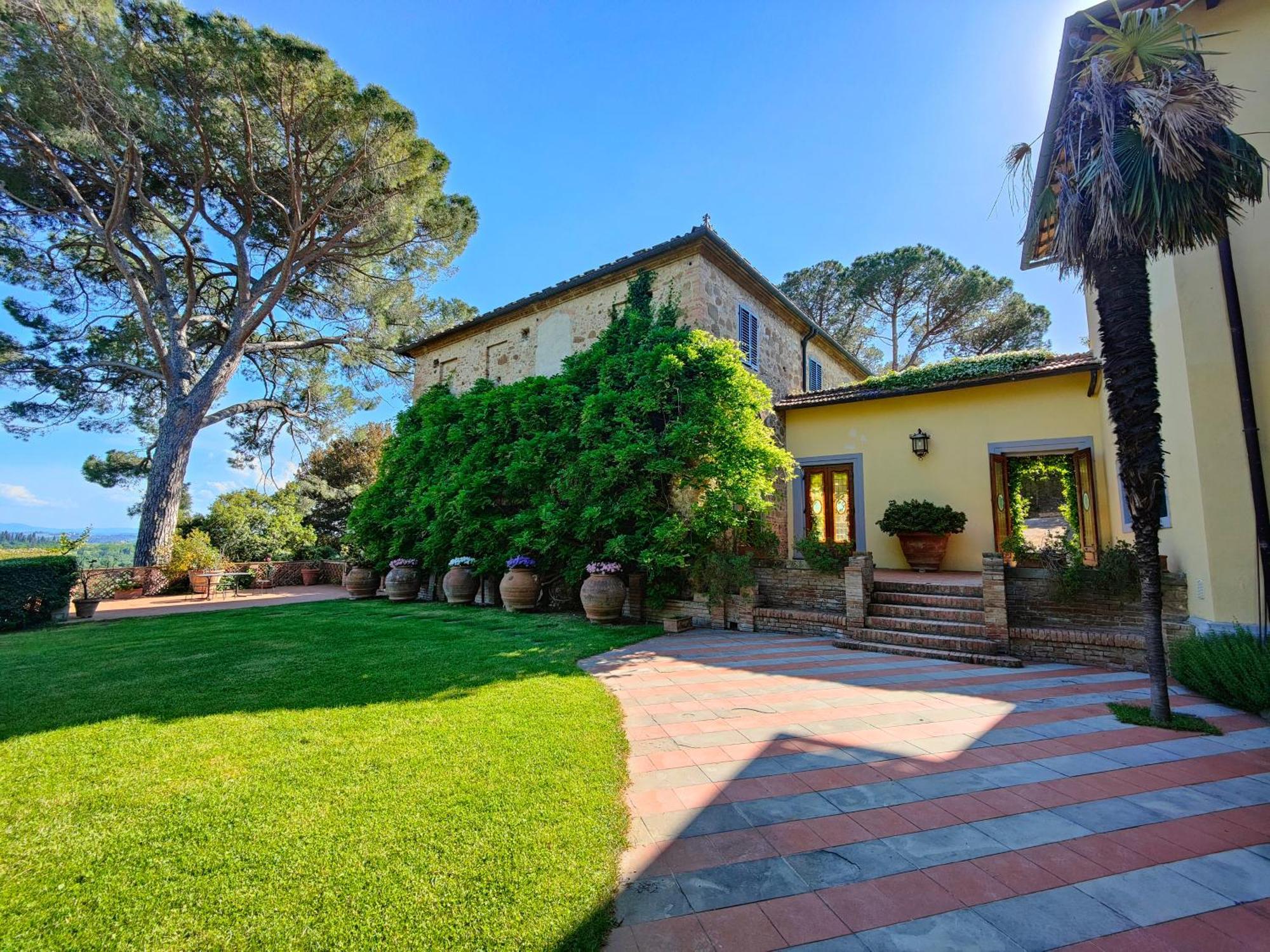 Agriturismo Bio Fattoria Bacio Чертальдо Экстерьер фото